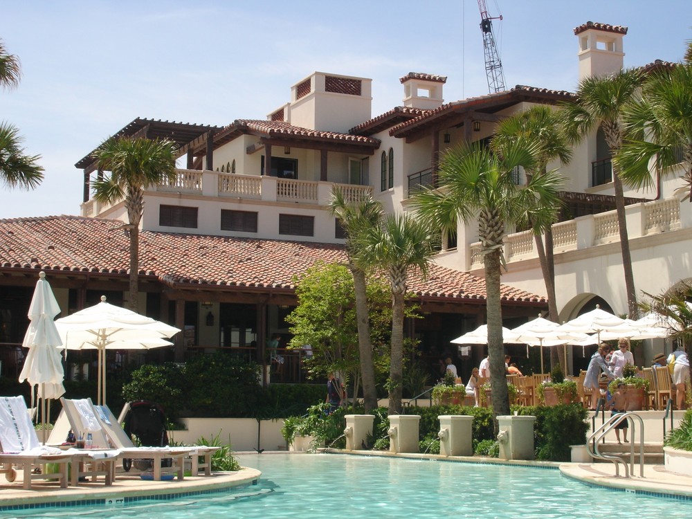 The Sea Island Beach Club after its 2006 facelift