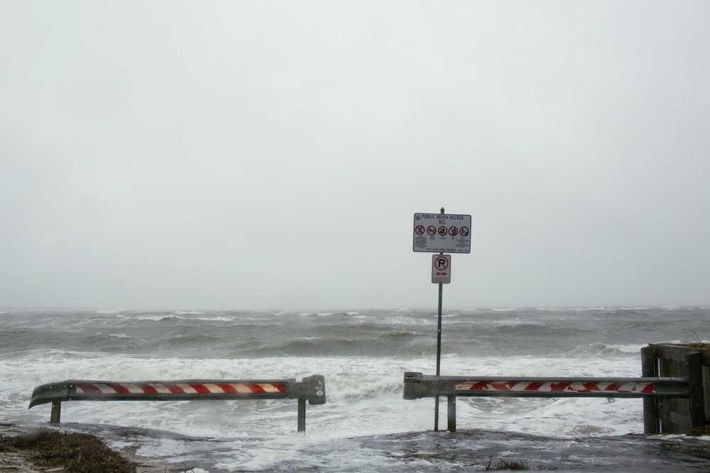 The sea surged during Hurricane Joaquin. Photo by Rich-Joseph Facun.