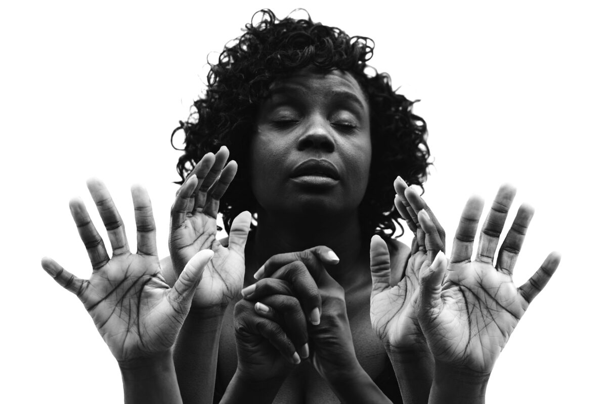 In Photos: On the visibility of Black (w)holes