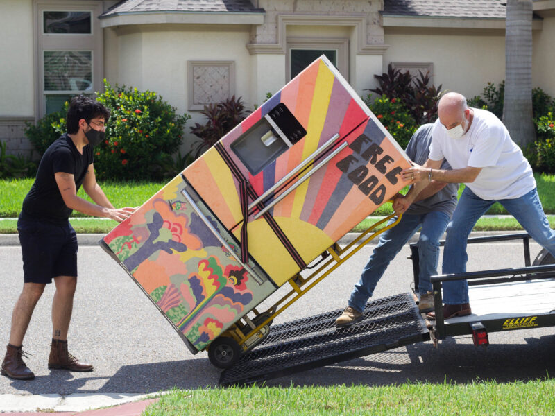 Organizers in the Rio Grande Valley worked this summer to ensure people had access to food in neighborhoods with high rates of food insecurity. All photos by Ángela García.
